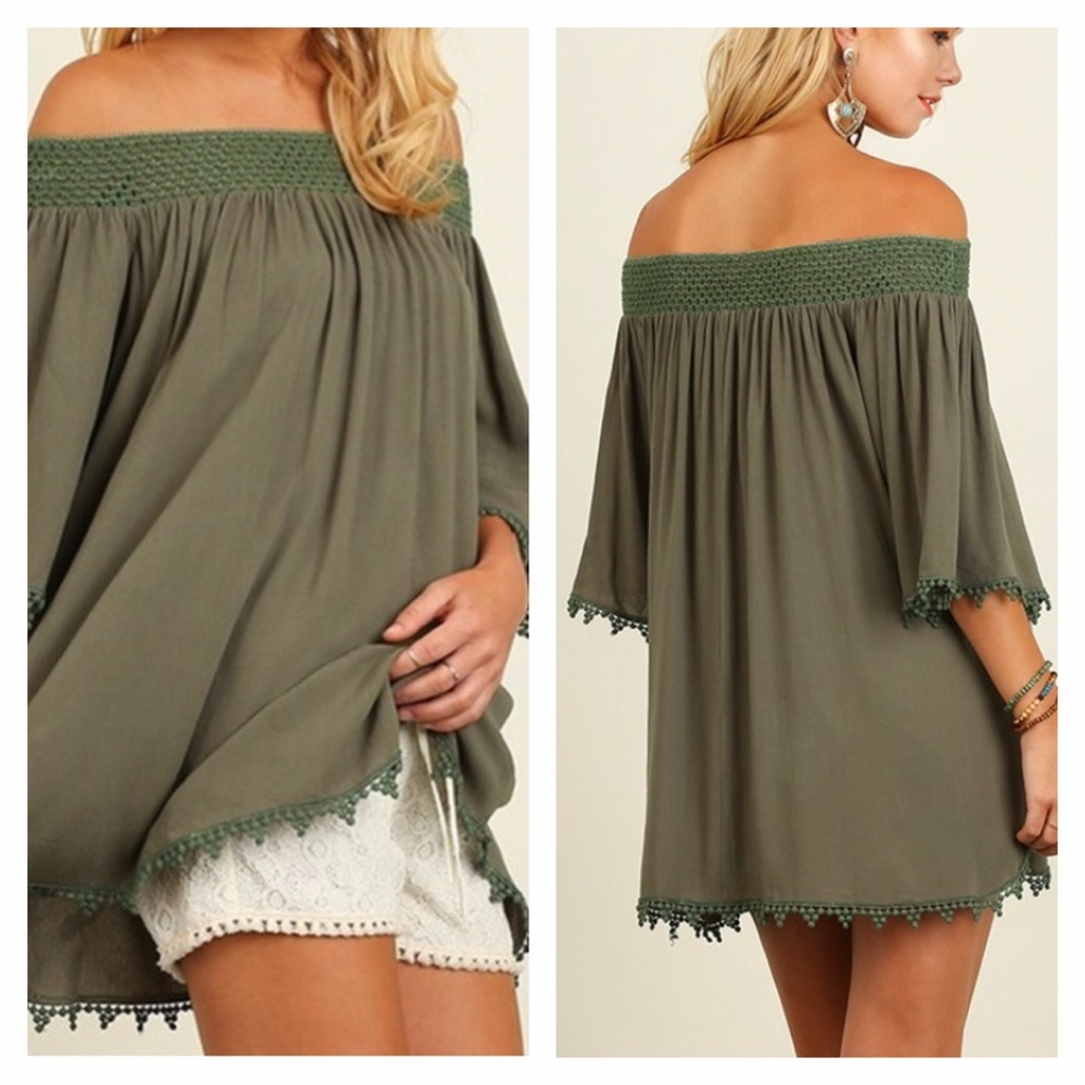 Sale💄Off the Shoulder Top with Lace Trim Detail!